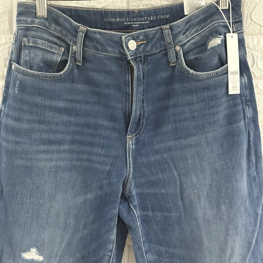 CHICOS WOMENS JEANS SIZE 0.5R US SIZE 6R  CROP HIGH RISE STRAIGHT LEG DISTRESSED - Picture 2 of 12